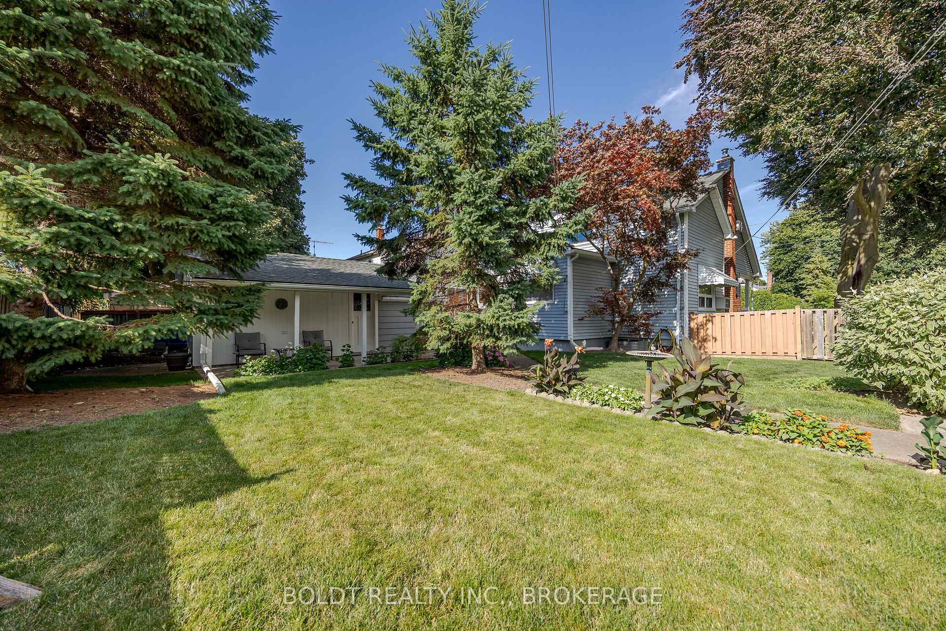 Photo 27 of 39 Lorne Street, St. Catharines, E. Chester — HOMEH