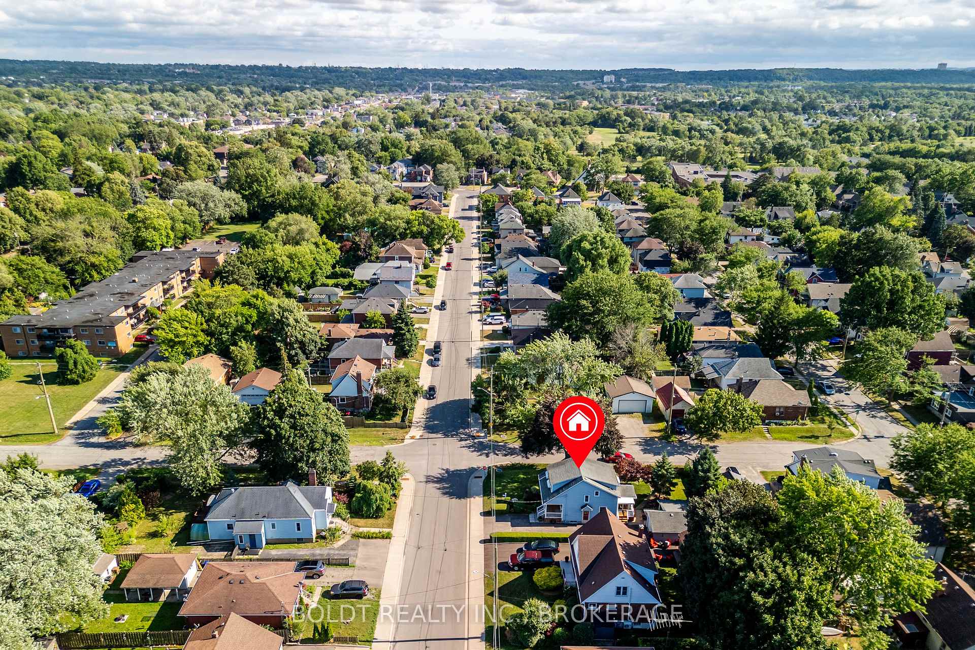 Photo 29 of 39 Lorne Street, St. Catharines, E. Chester — HOMEH