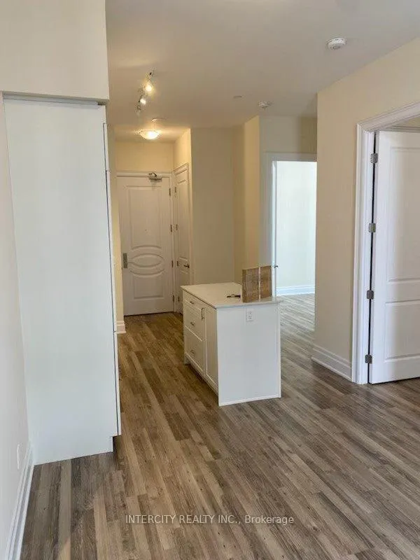 Photo 6 of Unit Ph04, 9085 Jane Street, Vaughan, Concord — HOMEH
