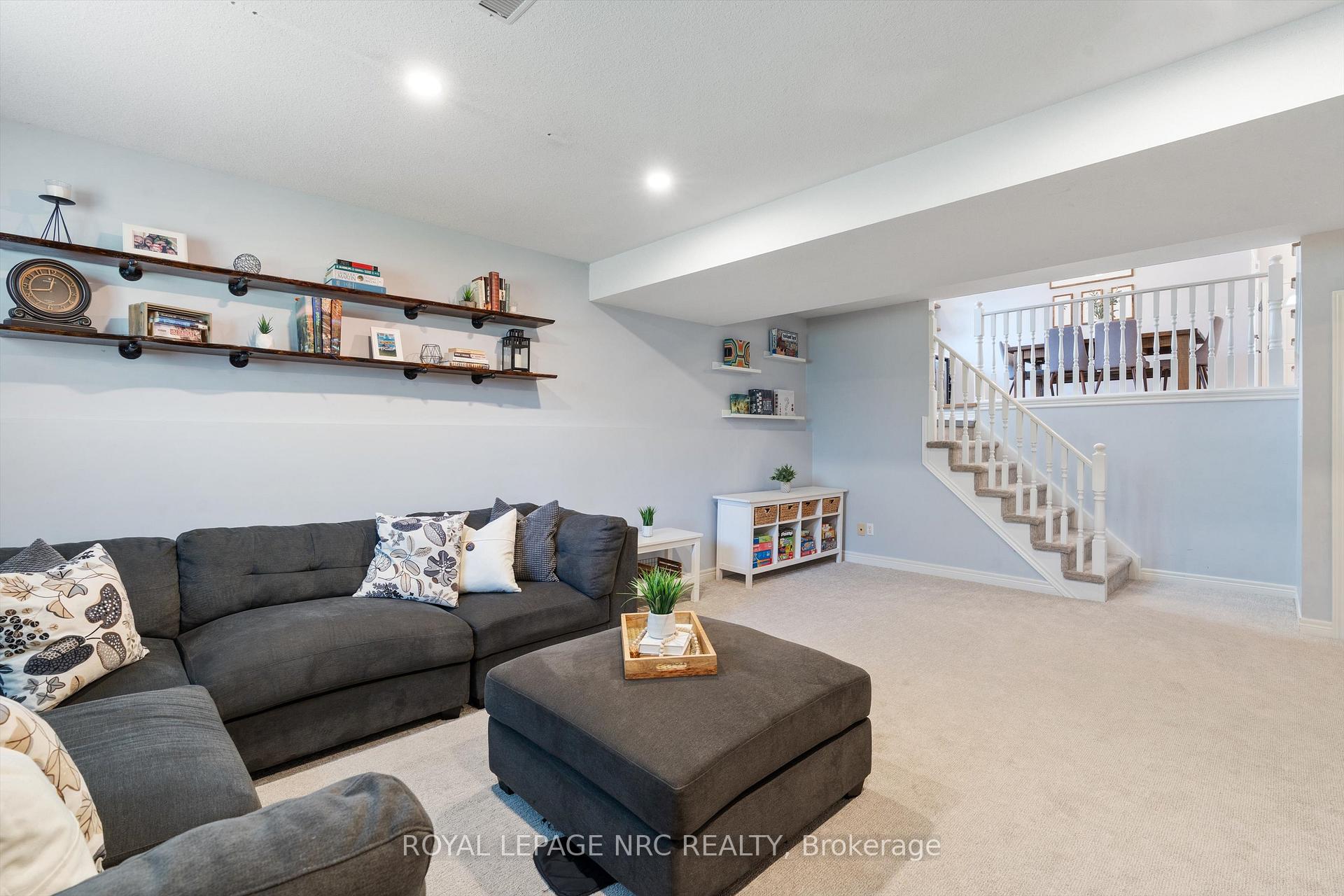 Photo 24 of 162 Vansickle Road, St. Catharines, Rykert/Vansickle — HOMEH