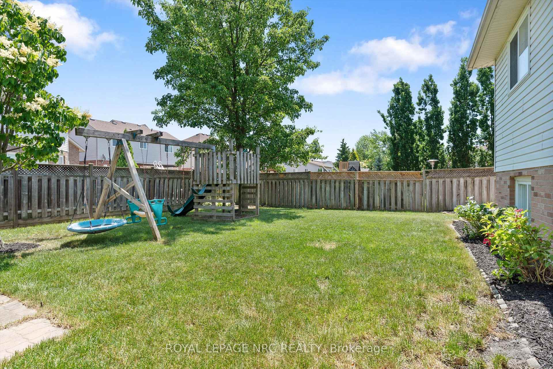 Photo 34 of 162 Vansickle Road, St. Catharines, Rykert/Vansickle — HOMEH