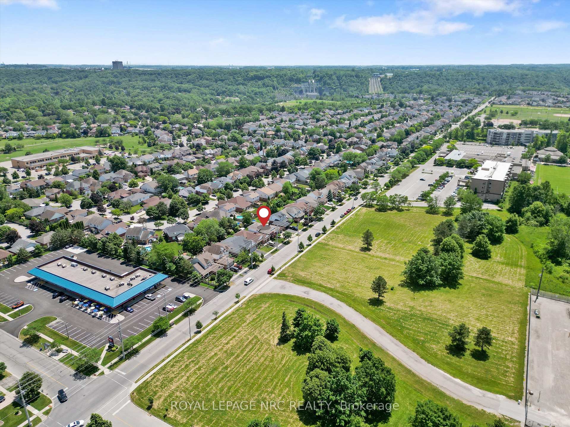 Photo 39 of 162 Vansickle Road, St. Catharines, Rykert/Vansickle — HOMEH