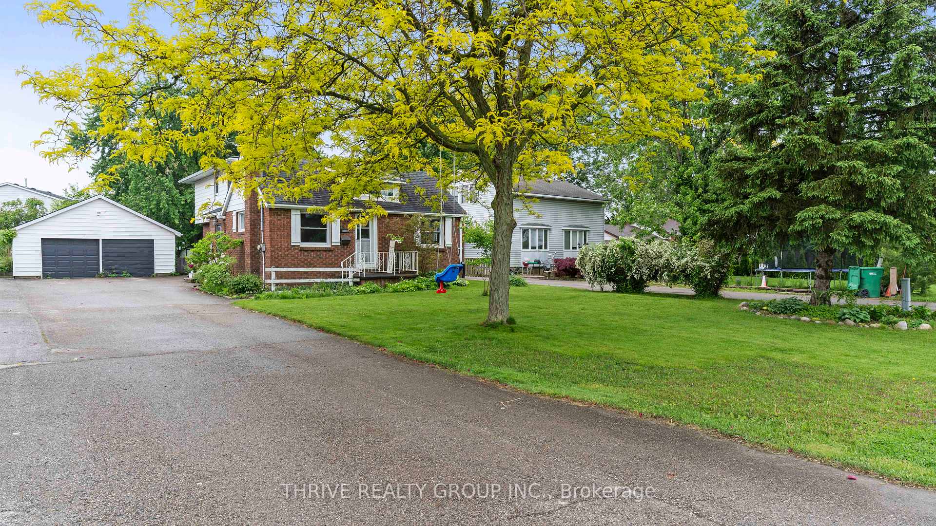 Photo 2 of 78 Sinclair Avenue, St. Thomas — HOMEH