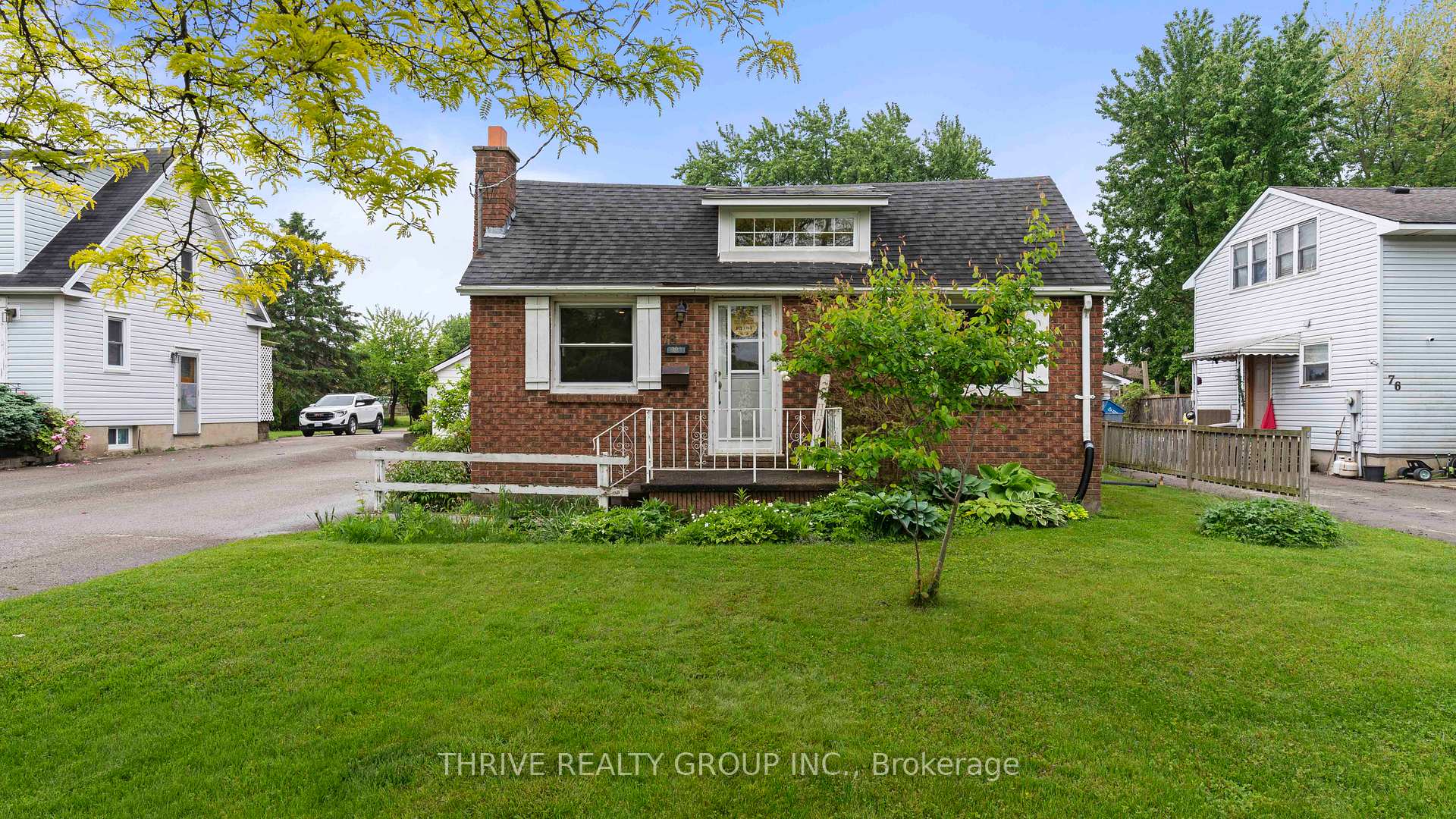 Photo 3 of 78 Sinclair Avenue, St. Thomas — HOMEH