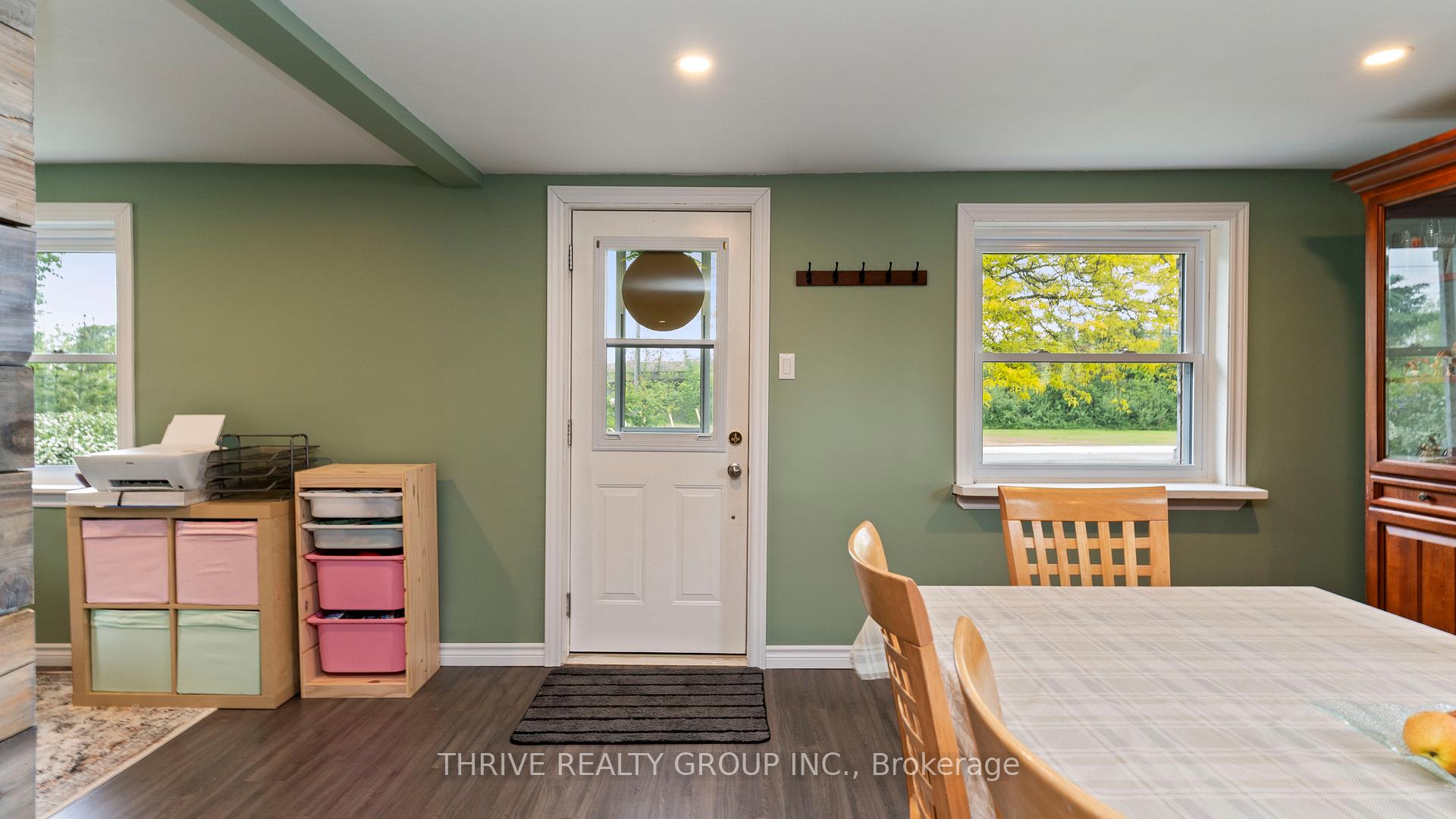 Photo 8 of 78 Sinclair Avenue, St. Thomas — HOMEH