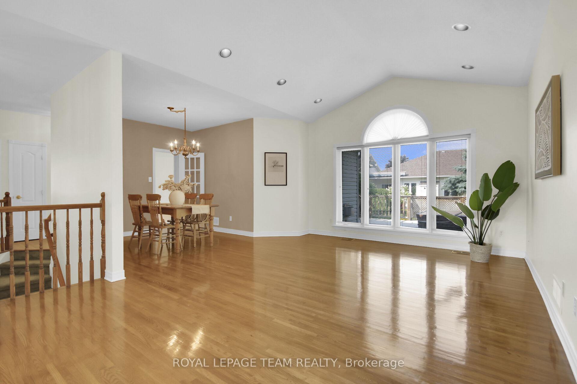 Photo 10 of 41 Jacqueline Crescent, Ottawa, Stittsville (Central) — HOMEH