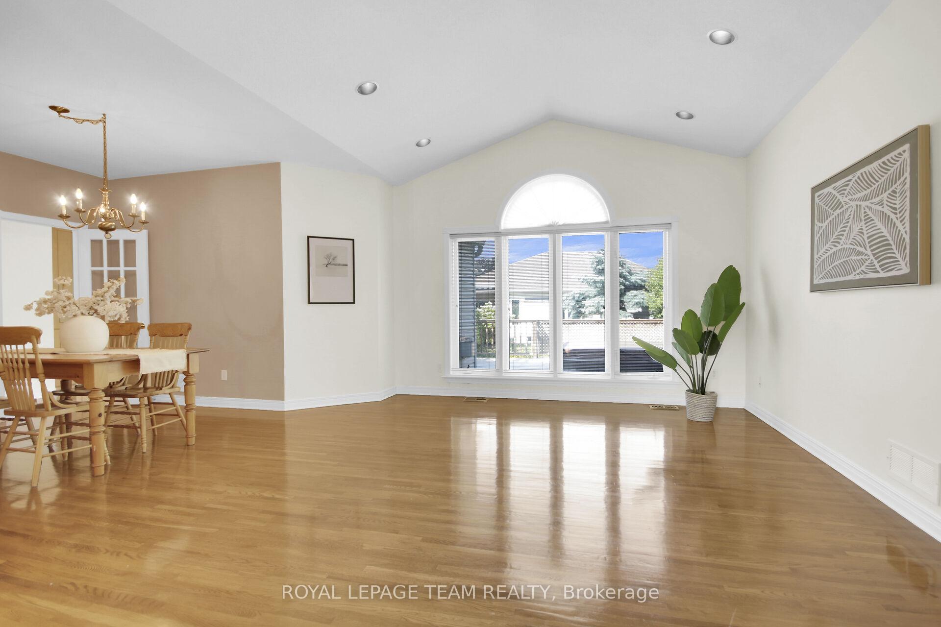 Photo 11 of 41 Jacqueline Crescent, Ottawa, Stittsville (Central) — HOMEH