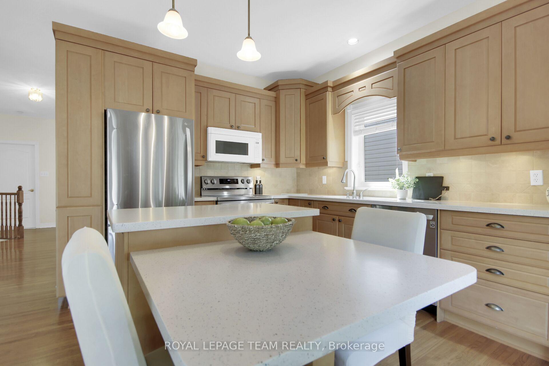 Photo 17 of 41 Jacqueline Crescent, Ottawa, Stittsville (Central) — HOMEH