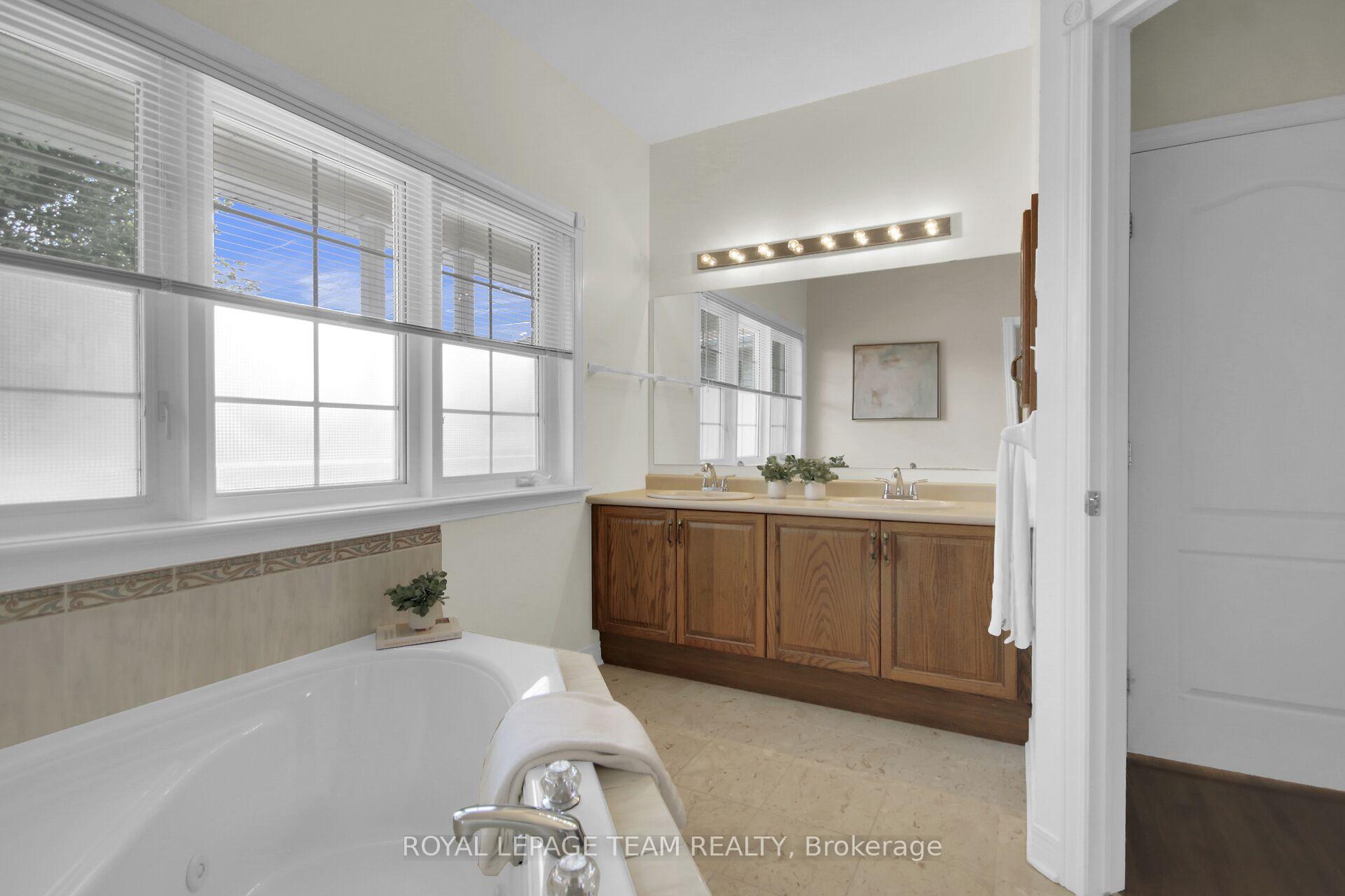 Photo 29 of 41 Jacqueline Crescent, Ottawa, Stittsville (Central) — HOMEH