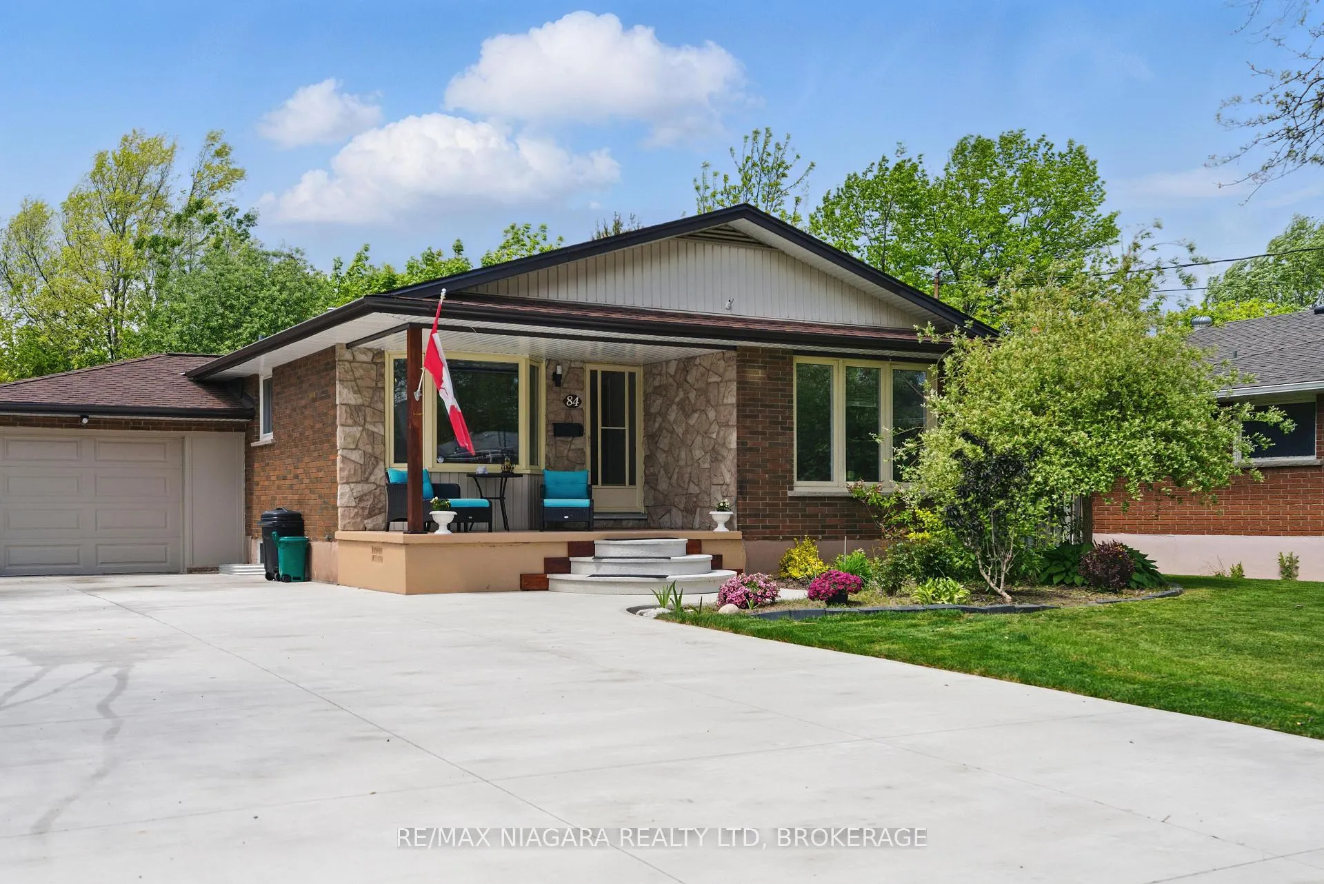 Photo 6 of 84 Regent Drive, St. Catharines, Vine/Linwell — HOMEH