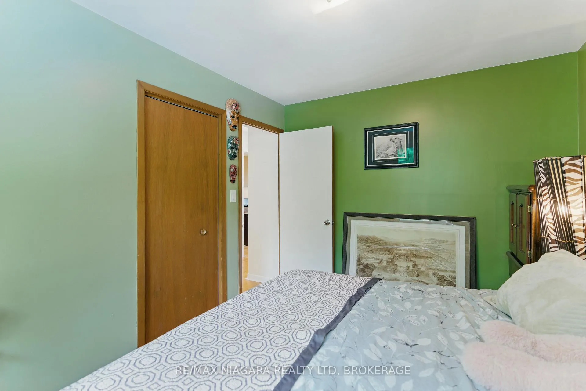 Photo 137 of 84 Regent Drive, St. Catharines, Vine/Linwell — HOMEH