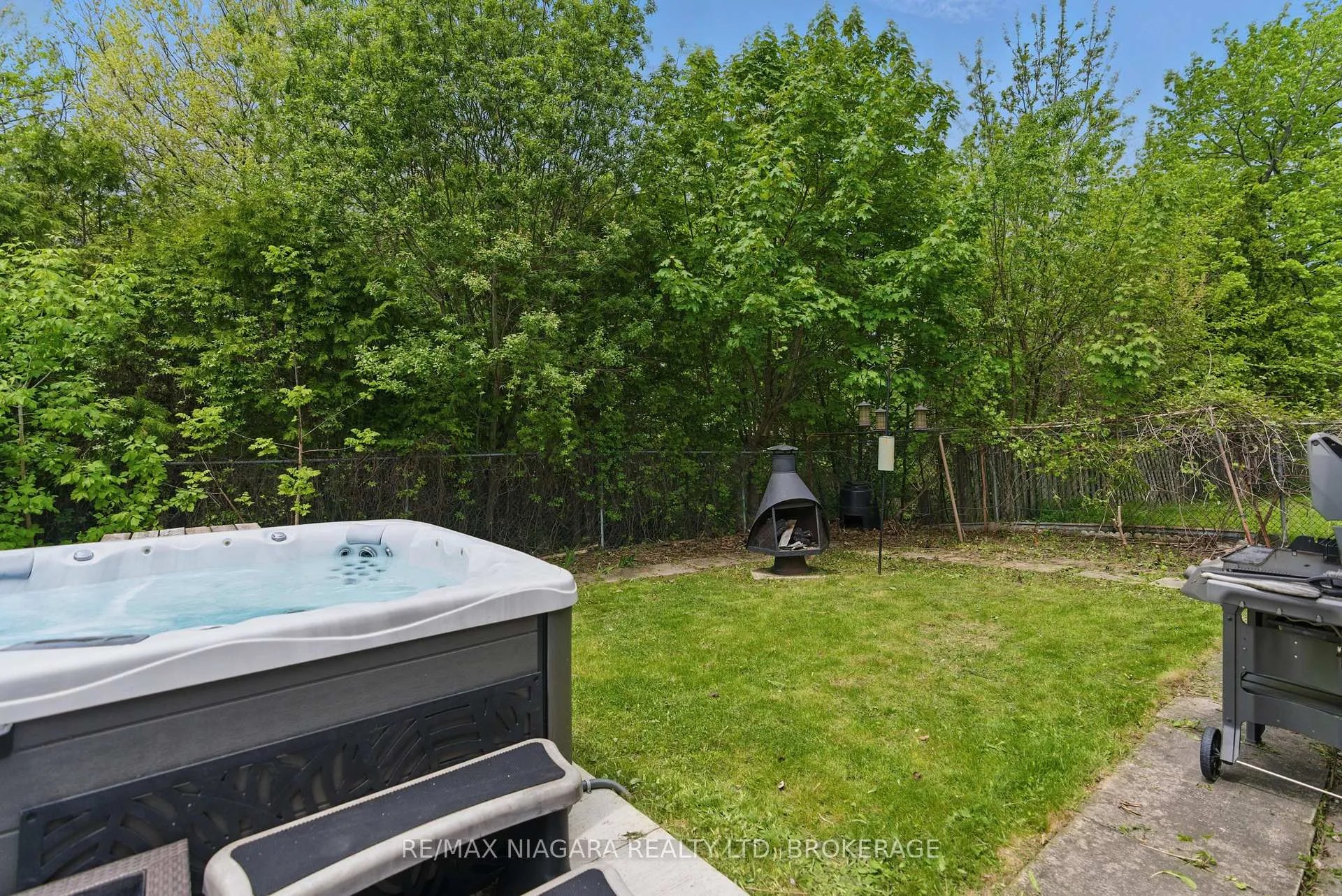 Photo 239 of 84 Regent Drive, St. Catharines, Vine/Linwell — HOMEH