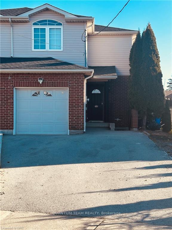Photo 1 of Unit upper, 4 C Dixie Road, St. Catharines, Fairview — HOMEH