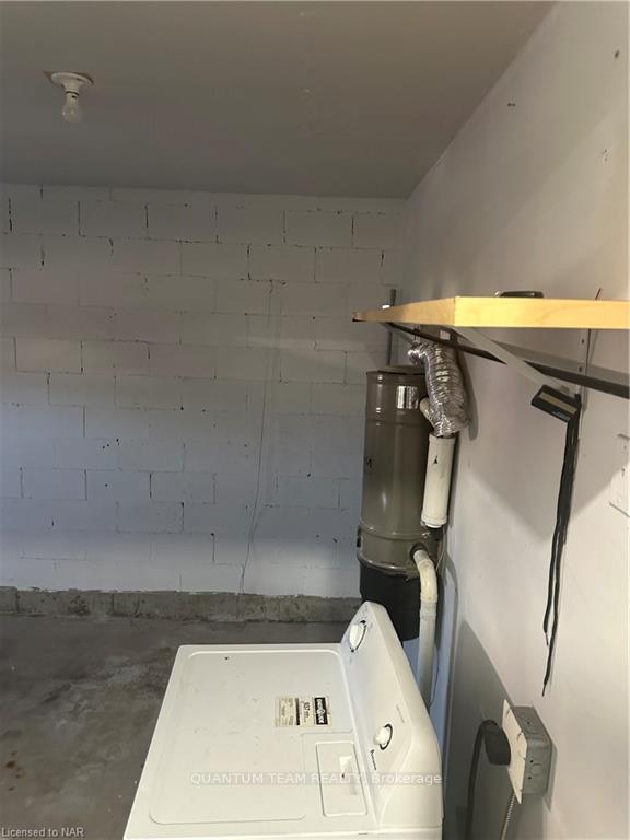 Photo 5 of Unit upper, 4 C Dixie Road, St. Catharines, Fairview — HOMEH