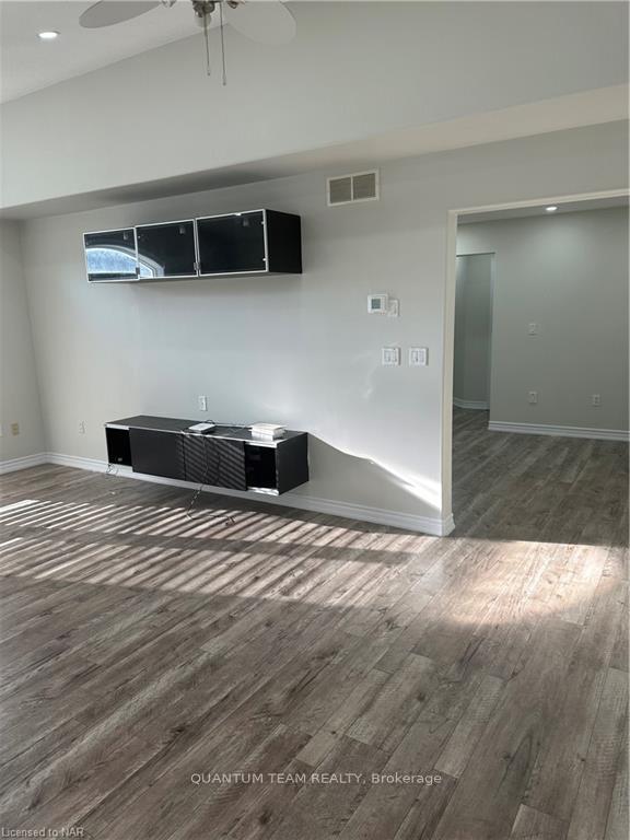 Photo 16 of Unit upper, 4 C Dixie Road, St. Catharines, Fairview — HOMEH
