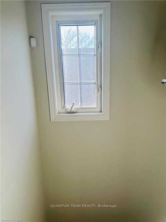 Photo 29 of Unit upper, 4 C Dixie Road, St. Catharines, Fairview — HOMEH