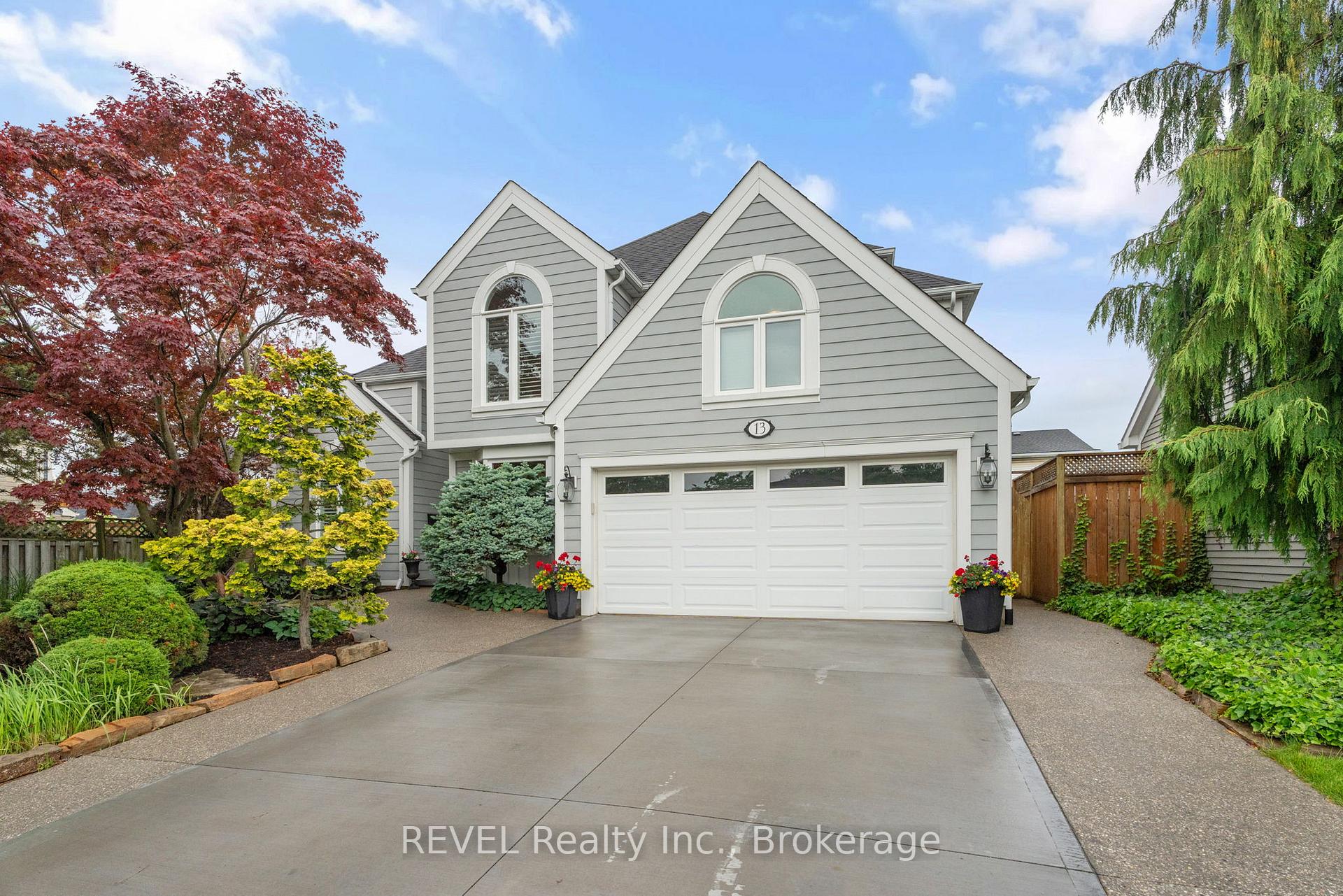 Photo 1 of 13 Breckenridge Boulevard, St. Catharines, Grapeview — HOMEH