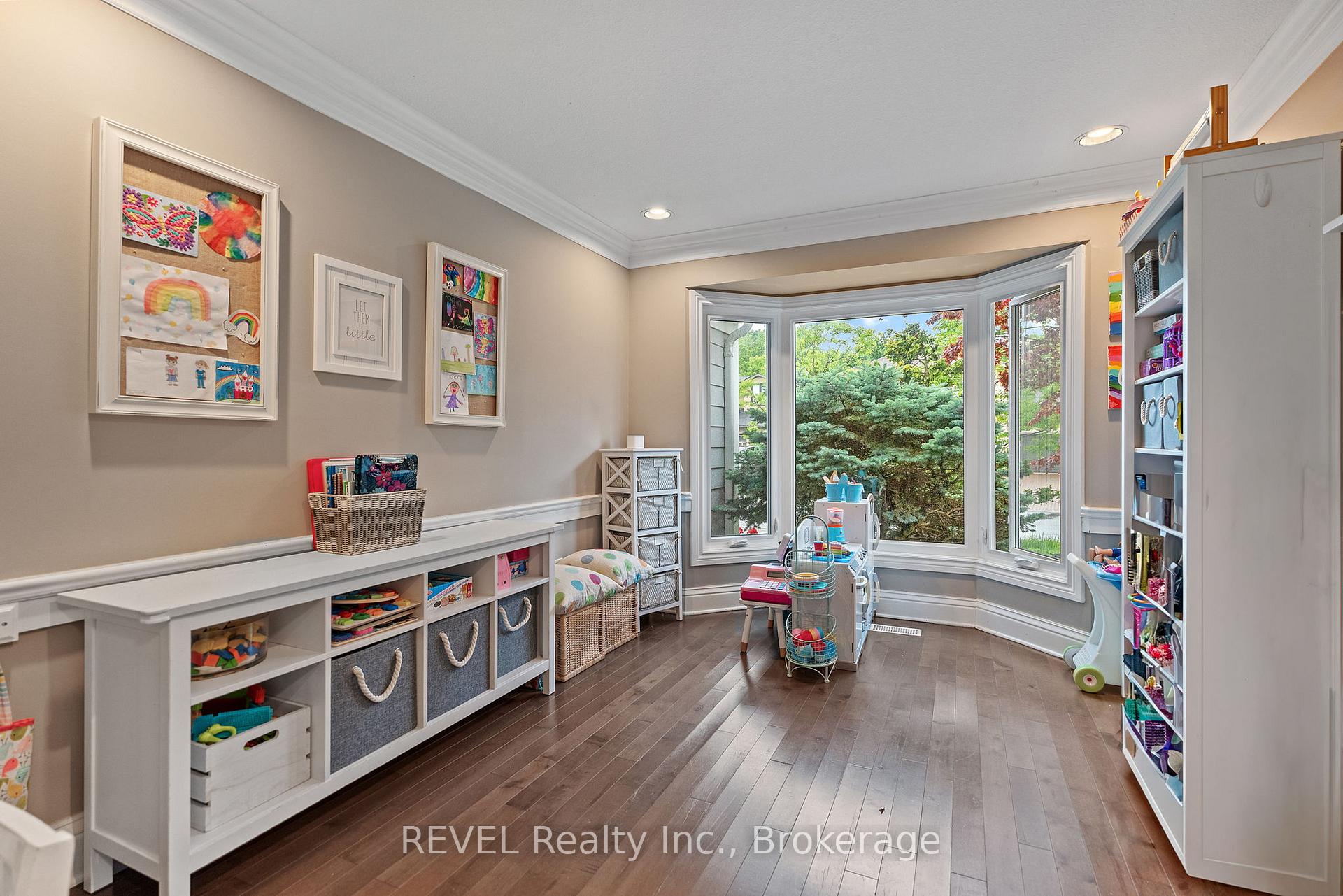 Photo 19 of 13 Breckenridge Boulevard, St. Catharines, Grapeview — HOMEH