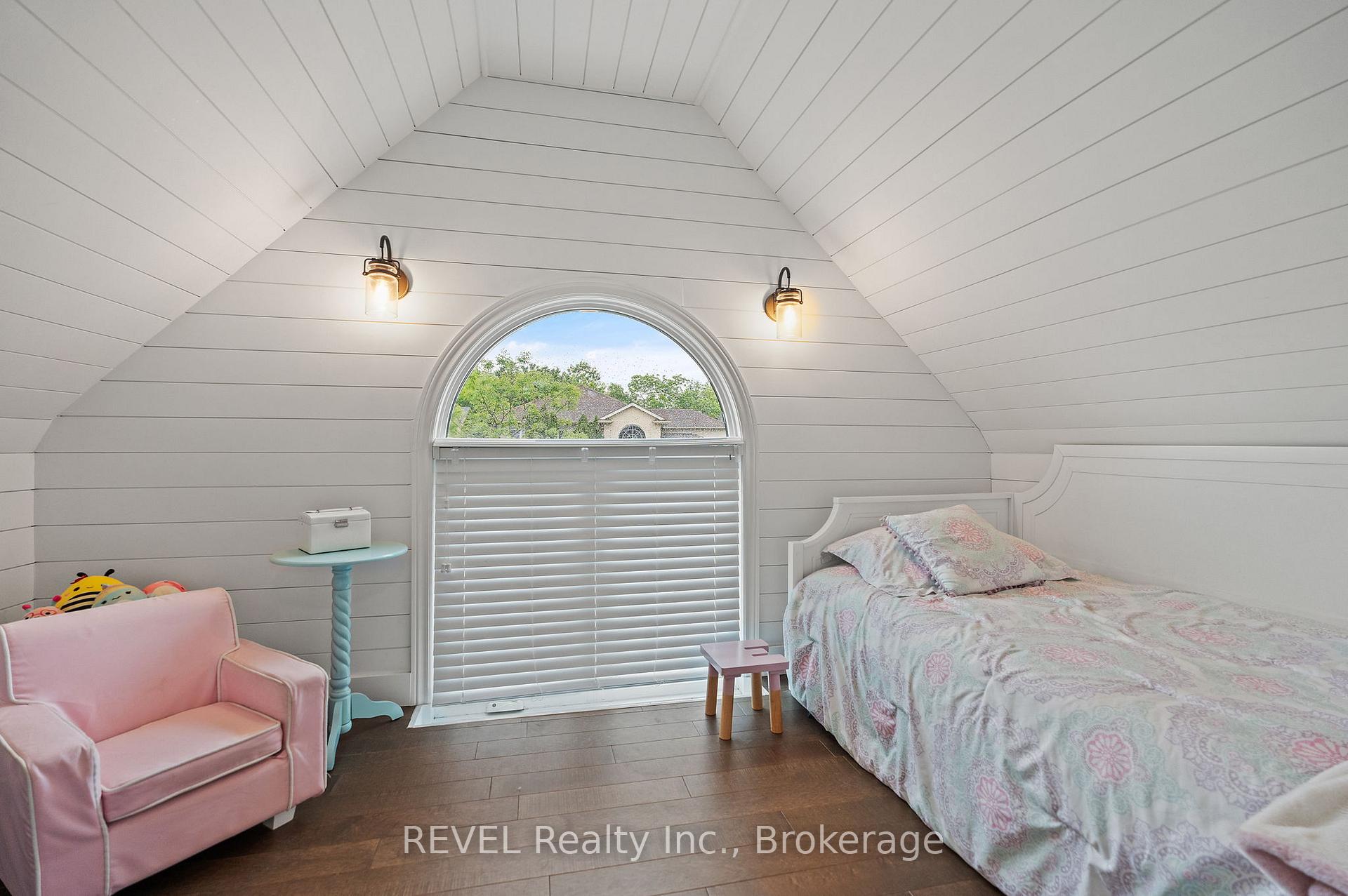 Photo 30 of 13 Breckenridge Boulevard, St. Catharines, Grapeview — HOMEH