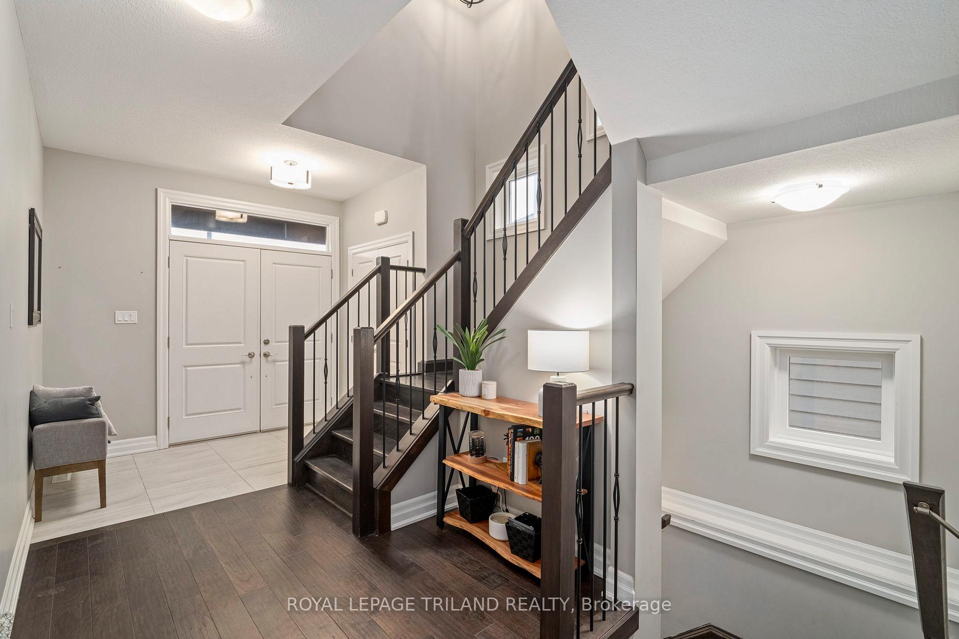 Photo 5 of 9 Acorn Trail, St. Thomas — HOMEH