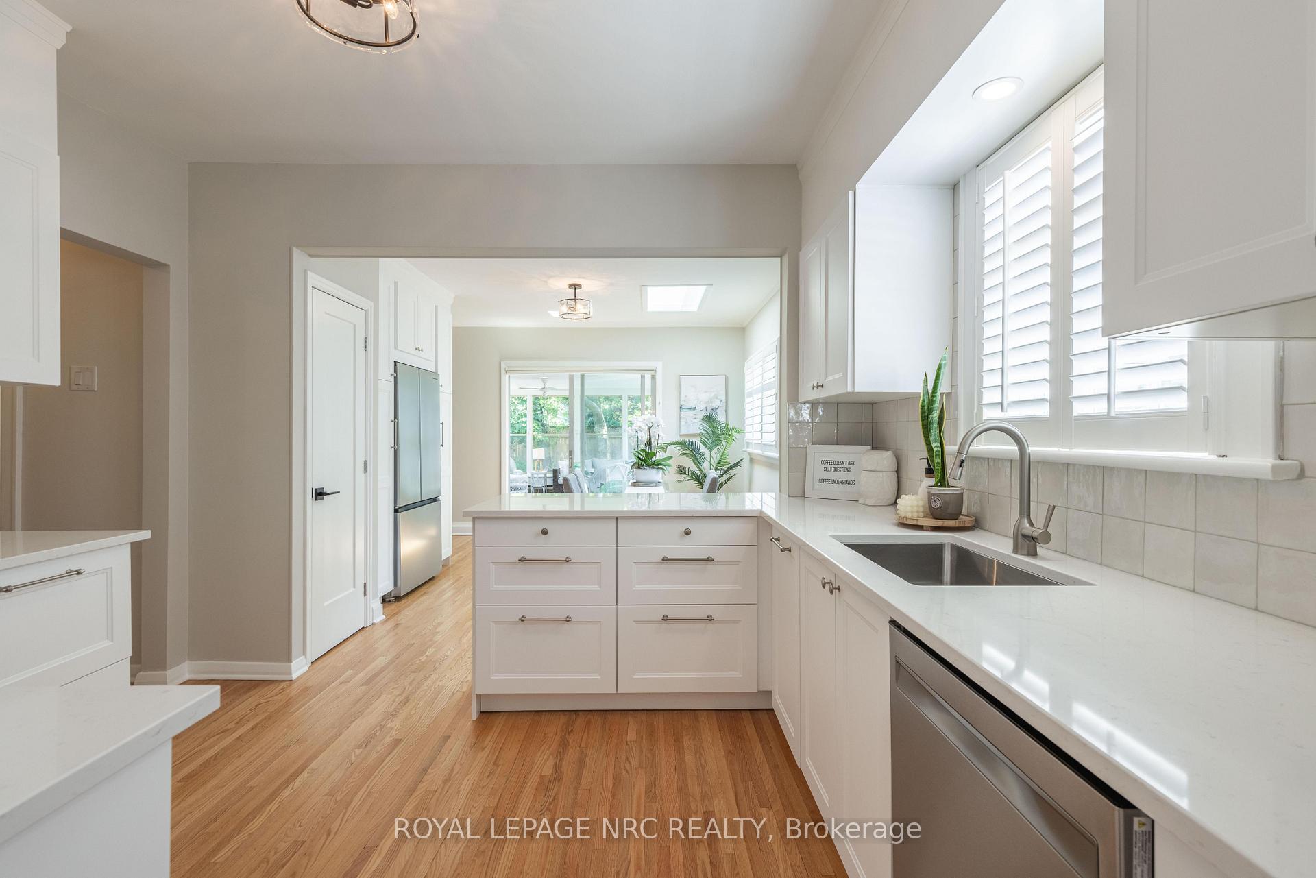 Photo 11 of 51 Hillcrest Avenue, St. Catharines, Old Glenridge — HOMEH