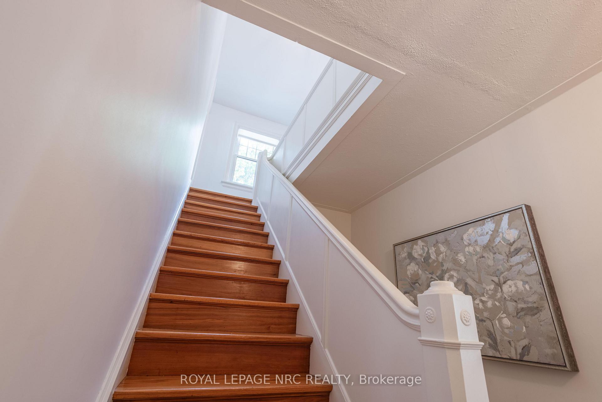 Photo 27 of 51 Hillcrest Avenue, St. Catharines, Old Glenridge — HOMEH