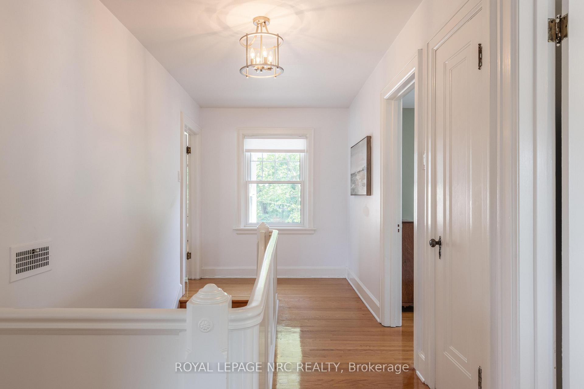 Photo 28 of 51 Hillcrest Avenue, St. Catharines, Old Glenridge — HOMEH