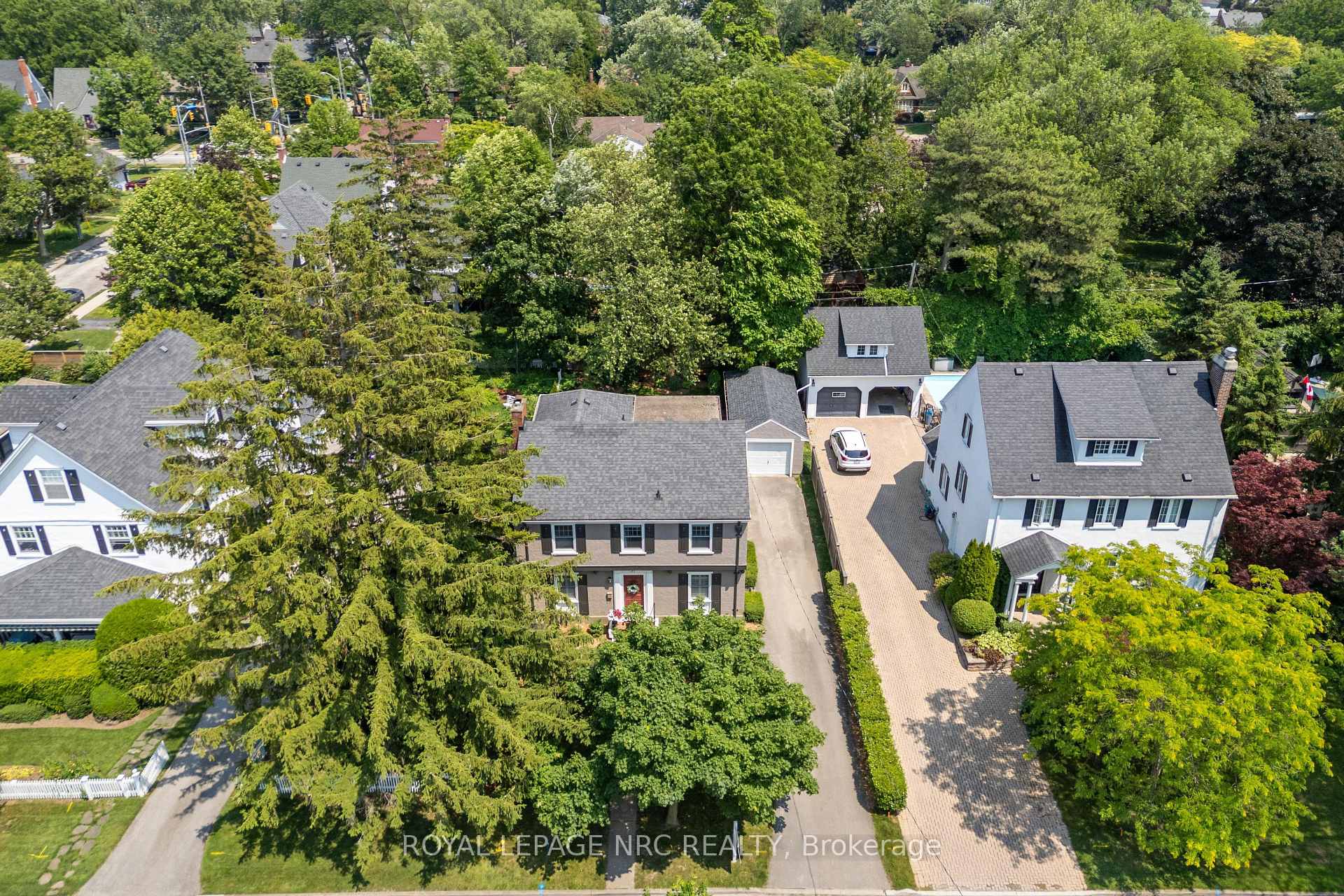 Photo 44 of 51 Hillcrest Avenue, St. Catharines, Old Glenridge — HOMEH
