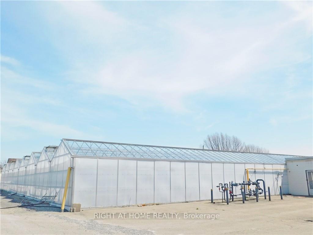 Photo 6 of 228,234 Read Road, St. Catharines, Port Weller — HOMEH