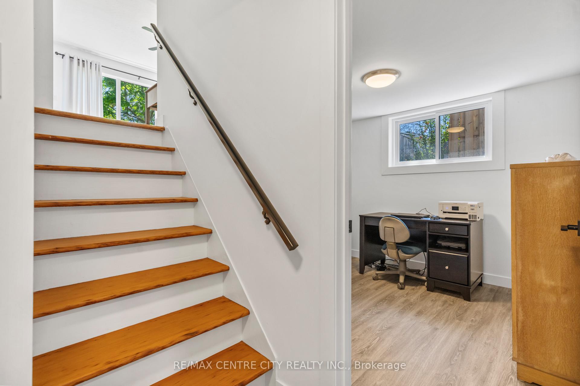 Photo 17 of 3 Ashton Place, St. Thomas — HOMEH