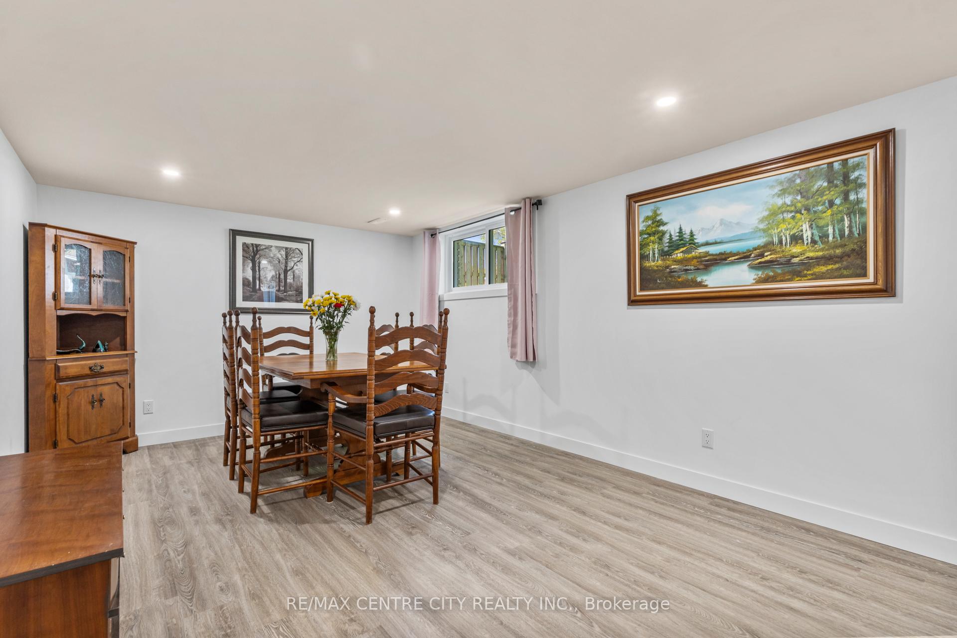 Photo 20 of 3 Ashton Place, St. Thomas — HOMEH