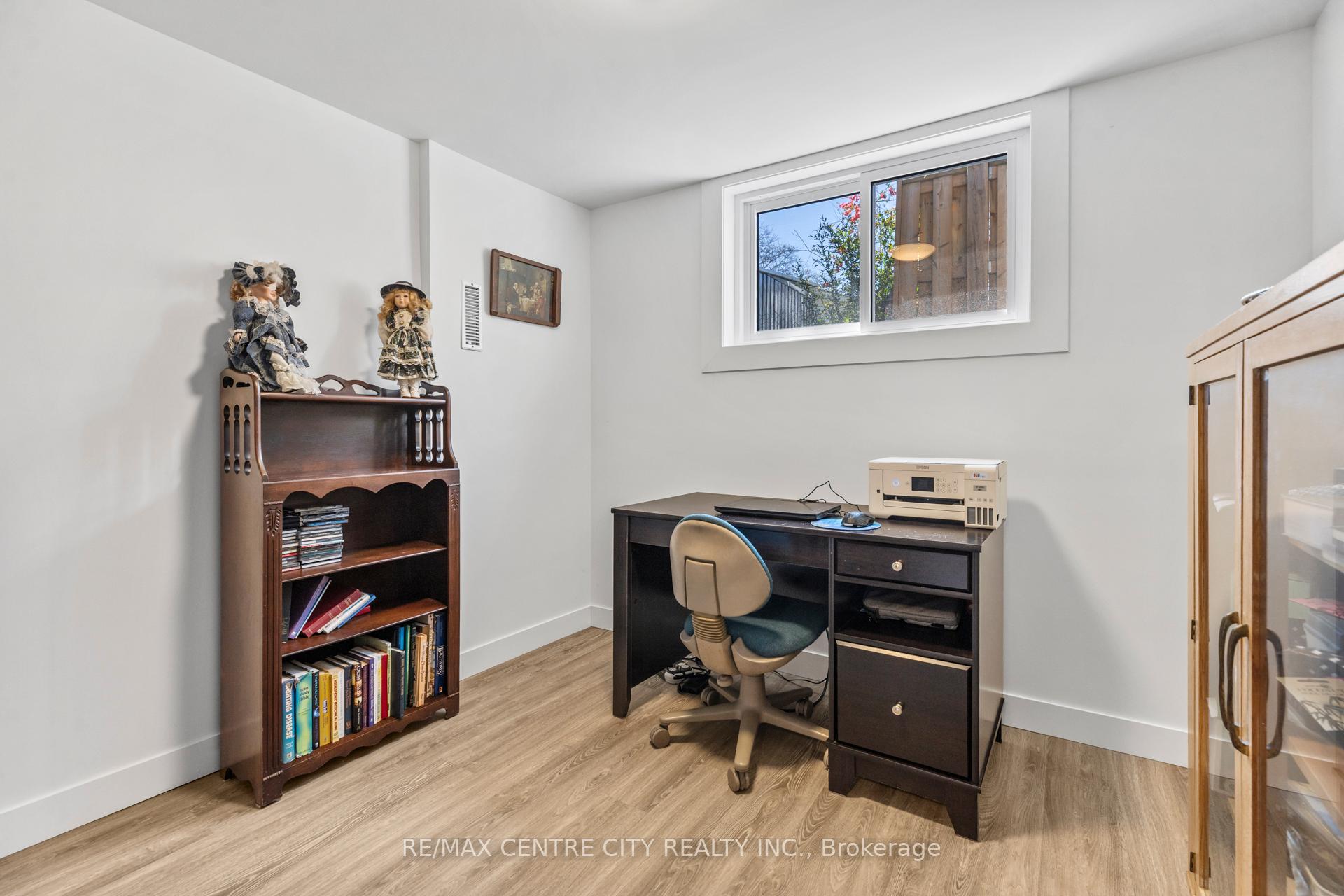 Photo 22 of 3 Ashton Place, St. Thomas — HOMEH