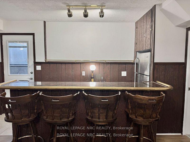 Photo 14 of 10 Cornwell Circle, St. Catharines, Ridley — HOMEH