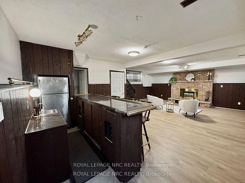 Photo 23 of 10 Cornwell Circle, St. Catharines, Ridley — HOMEH