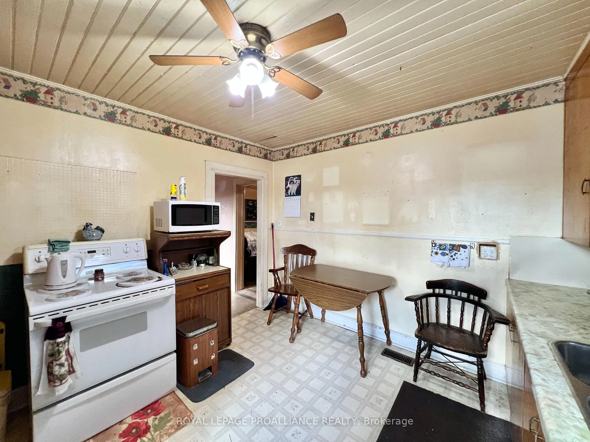Photo 7 of 1614 Sulphide Road, Tweed, Hungerford (Twp) — HOMEH