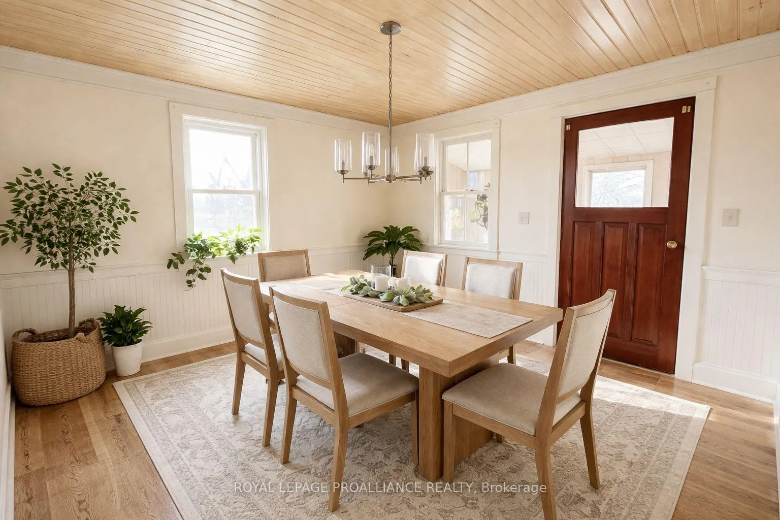 Photo 9 of 1614 Sulphide Road, Tweed, Hungerford (Twp) — HOMEH