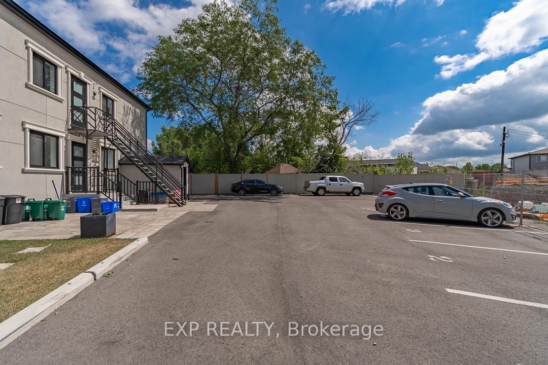 Photo 20 of Unit B2, 23 Clayburn Avenue, St. Catharines, Oakdale — HOMEH