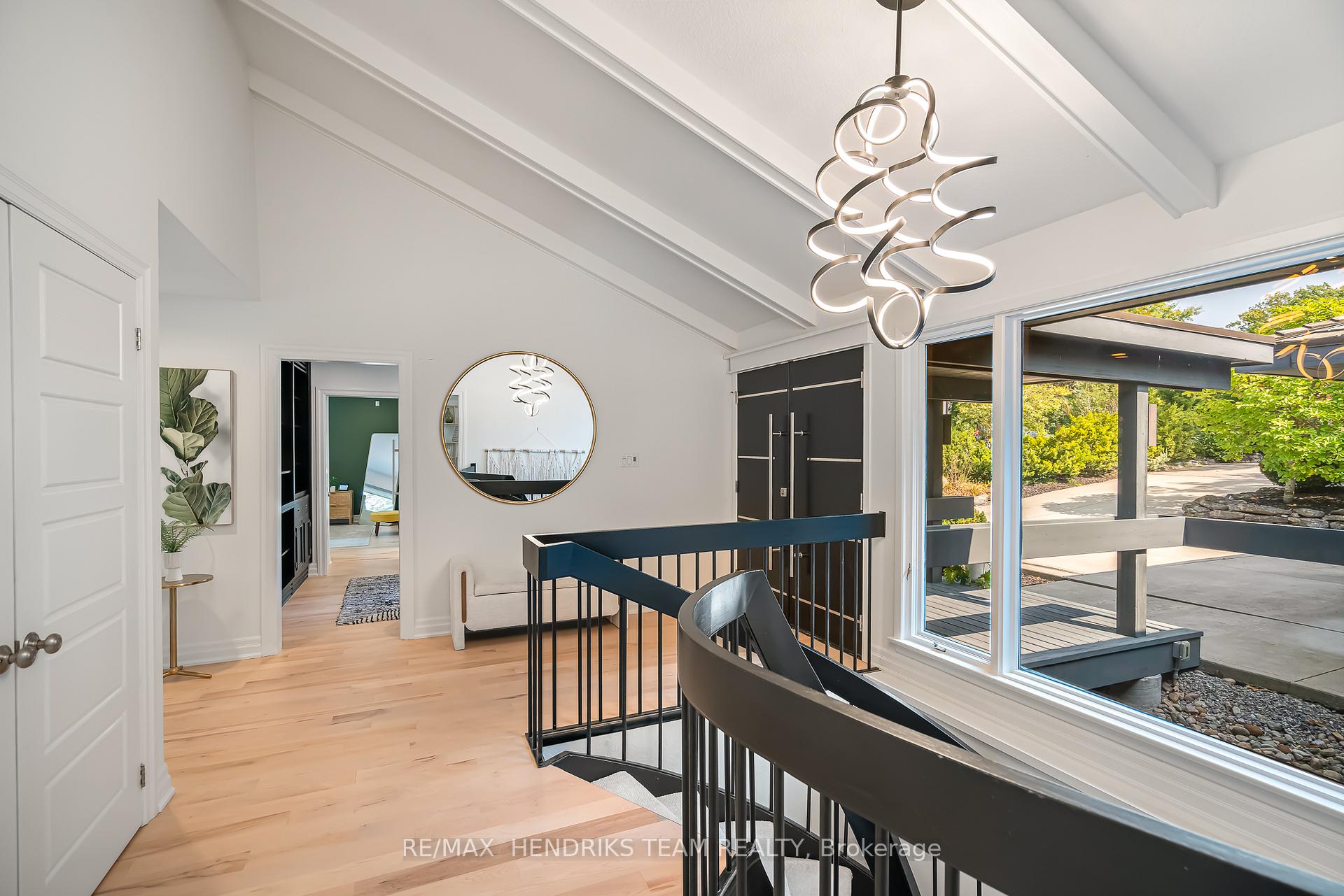Photo 5 of 2 Briarfield Crescent, St. Catharines, Glendale/Glenridge — HOMEH