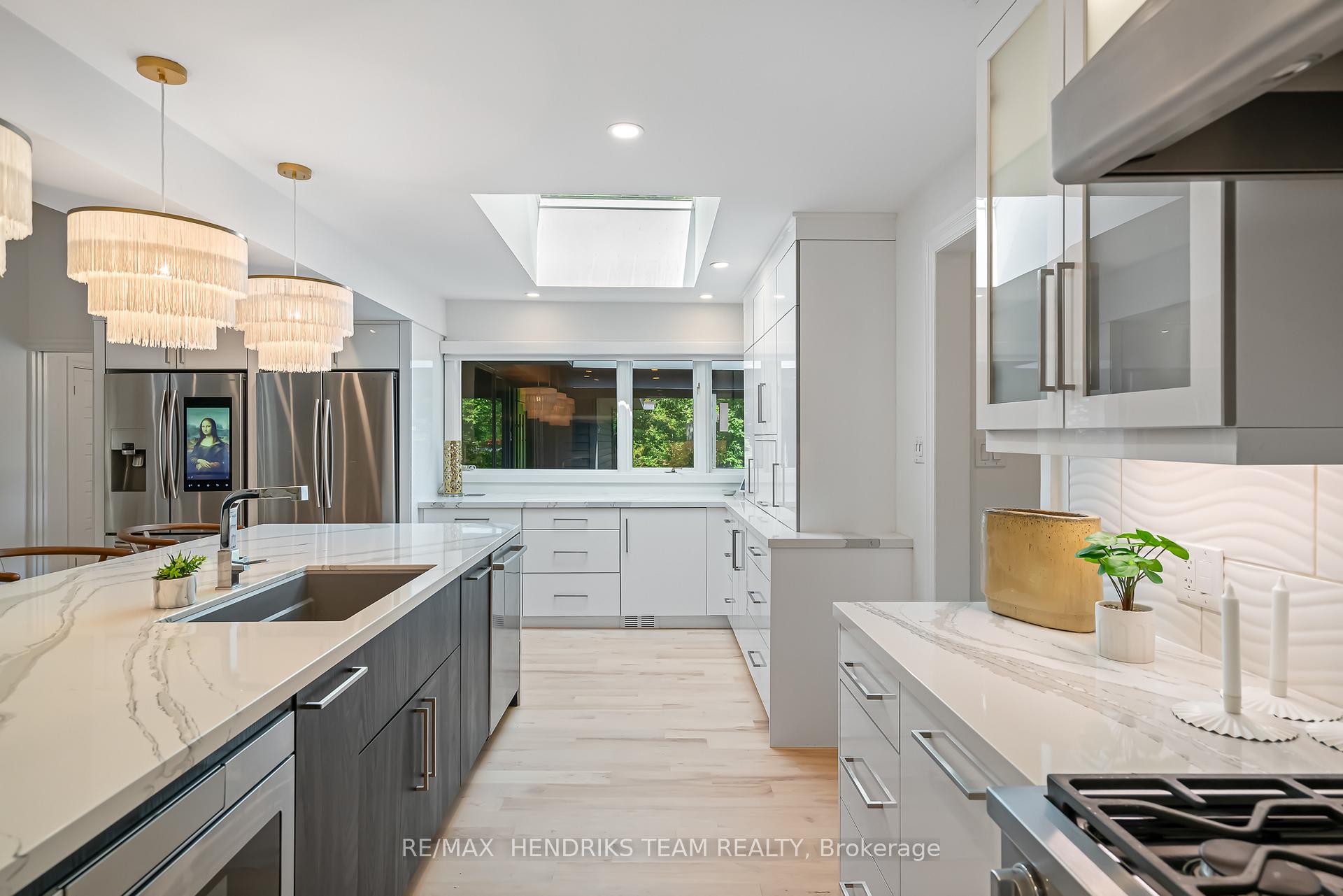 Photo 11 of 2 Briarfield Crescent, St. Catharines, Glendale/Glenridge — HOMEH