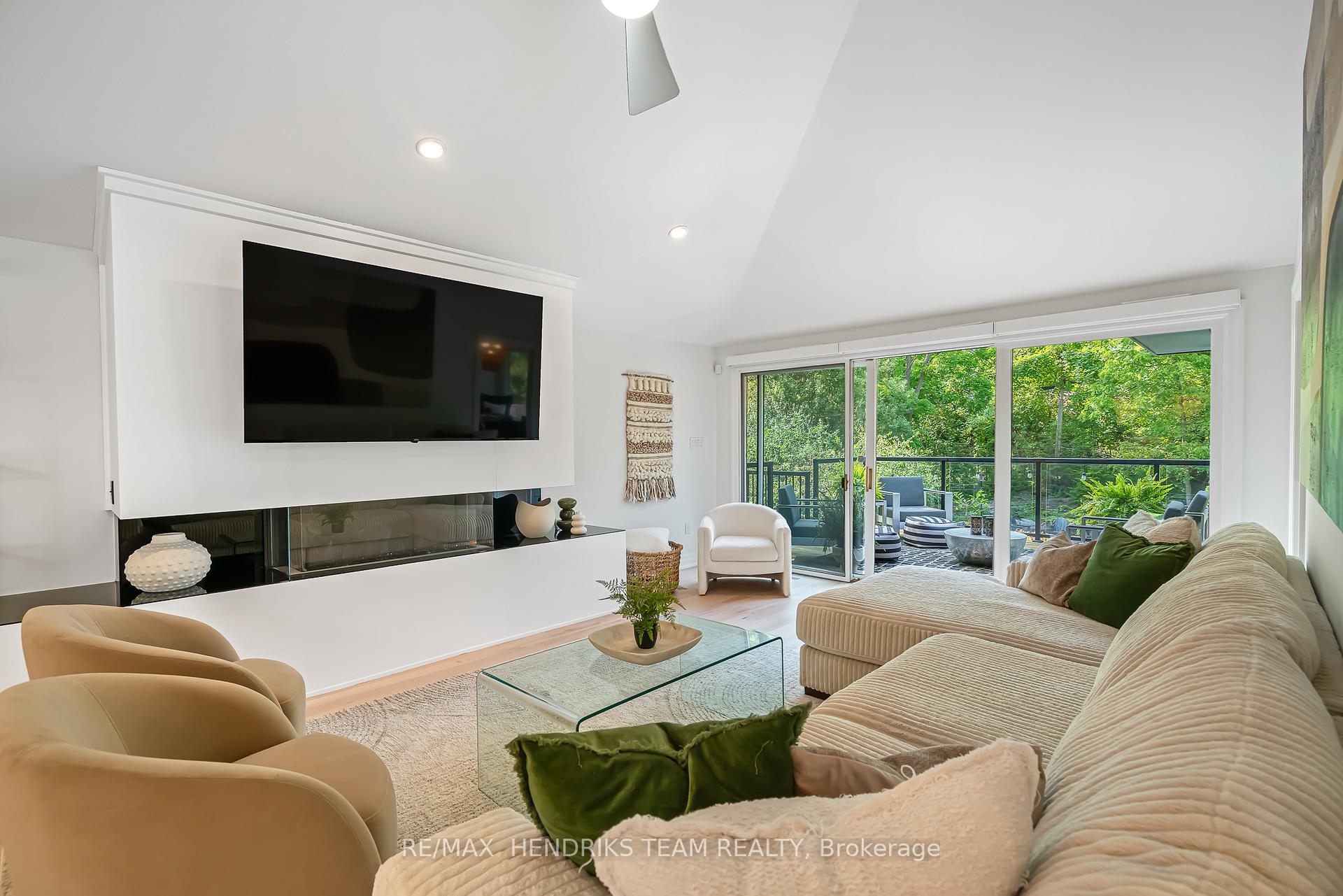 Photo 15 of 2 Briarfield Crescent, St. Catharines, Glendale/Glenridge — HOMEH