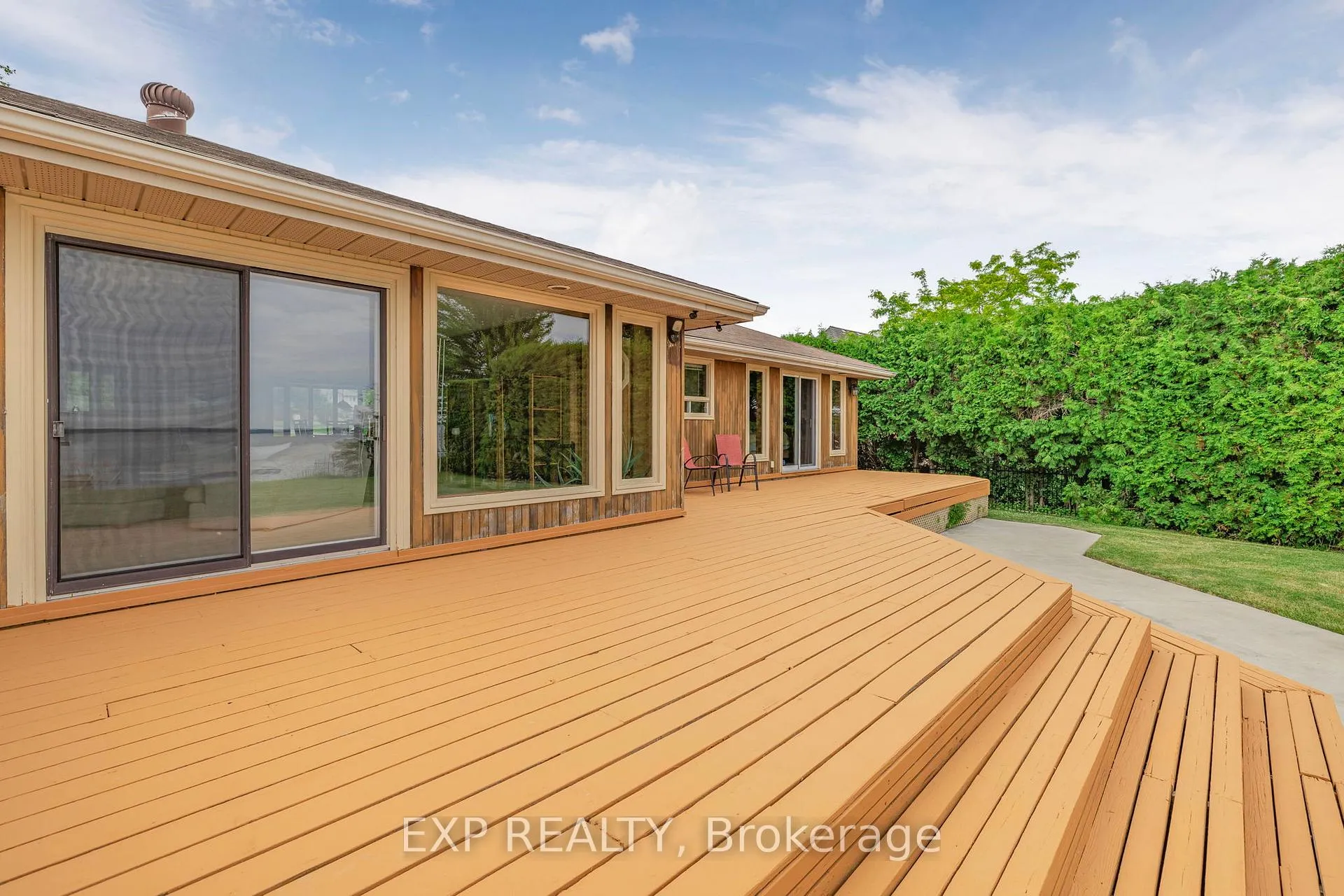Photo 43 of 359 Aldred Drive, Scugog, Port Perry — HOMEH