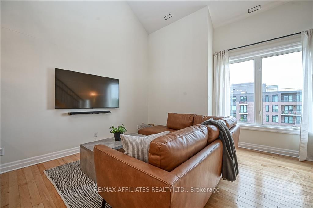 Photo 3 of 28 Meach, Ottawa, Stittsville (South) — HOMEH