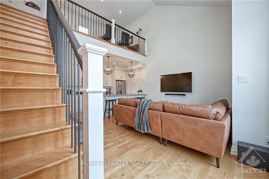 Photo 5 of 28 Meach, Ottawa, Stittsville (South) — HOMEH