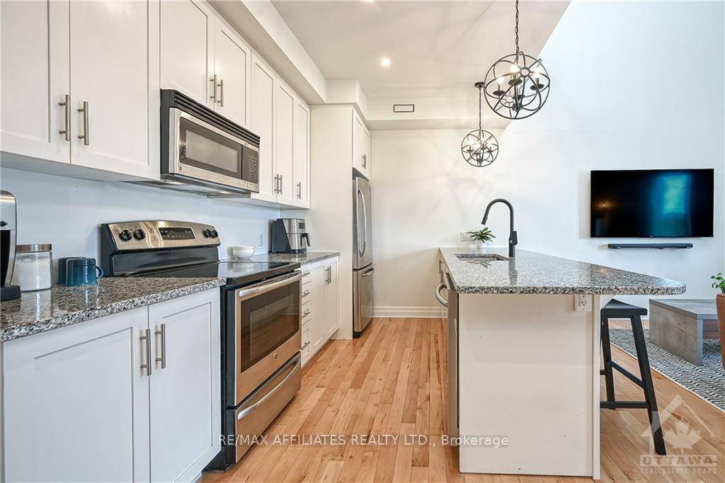 Photo 10 of 28 Meach, Ottawa, Stittsville (South) — HOMEH
