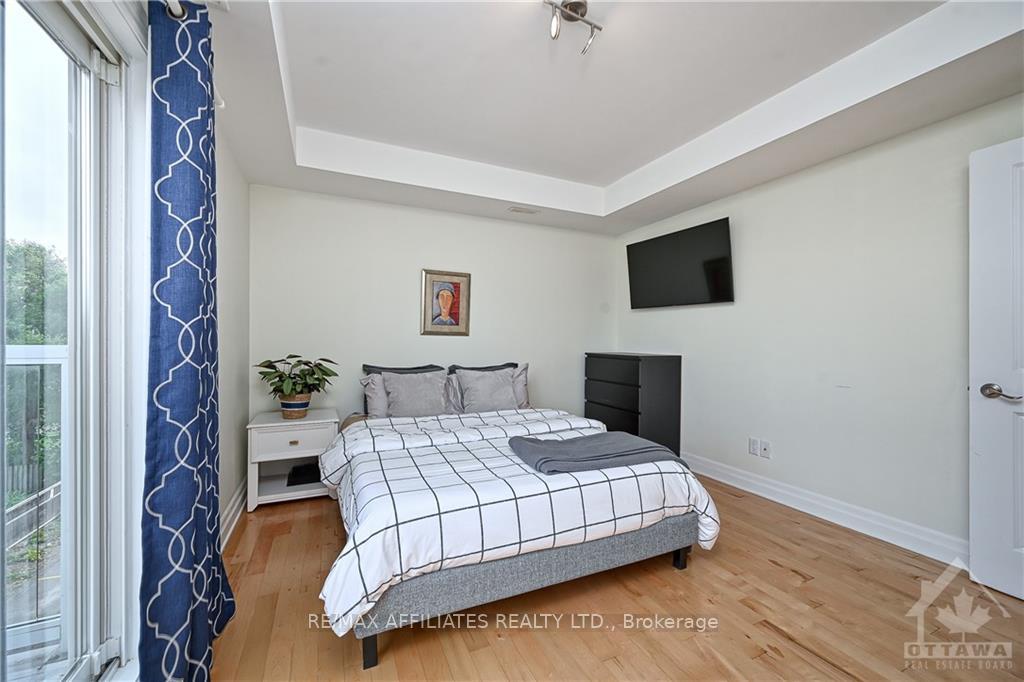 Photo 18 of 28 Meach, Ottawa, Stittsville (South) — HOMEH