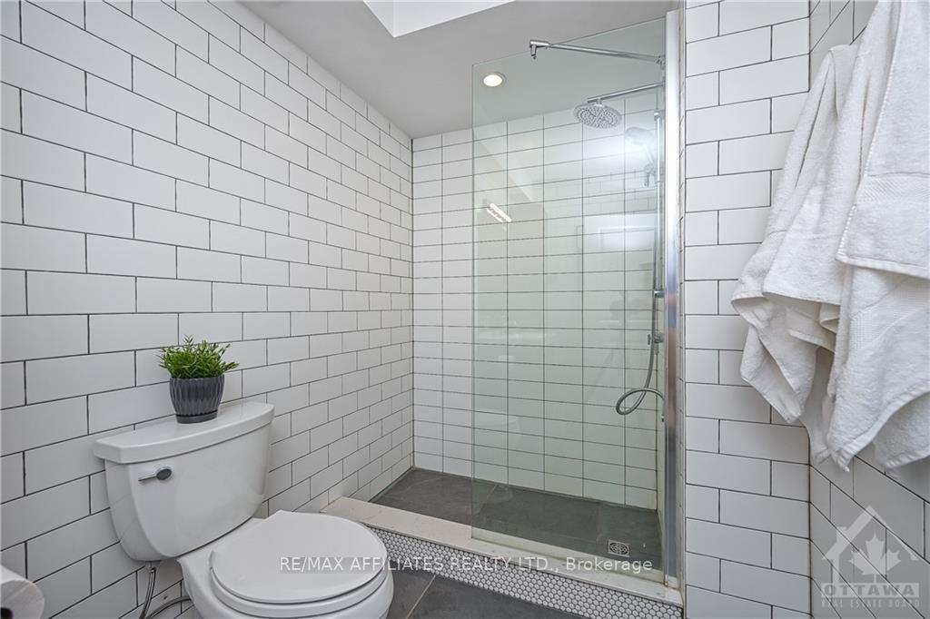 Photo 20 of 28 Meach, Ottawa, Stittsville (South) — HOMEH