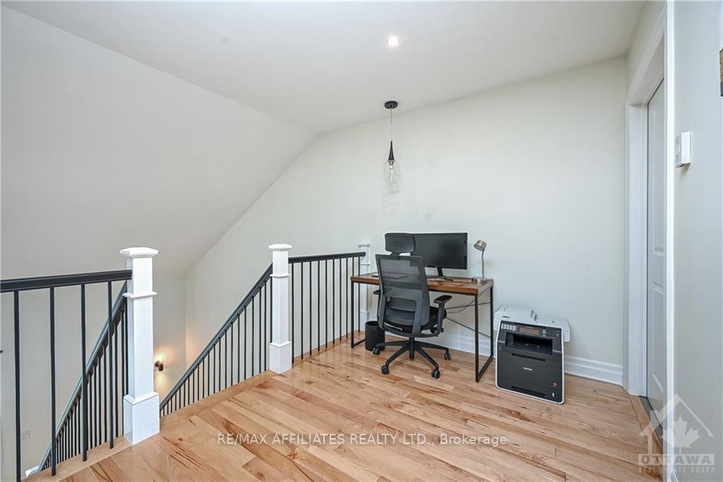 Photo 24 of 28 Meach, Ottawa, Stittsville (South) — HOMEH