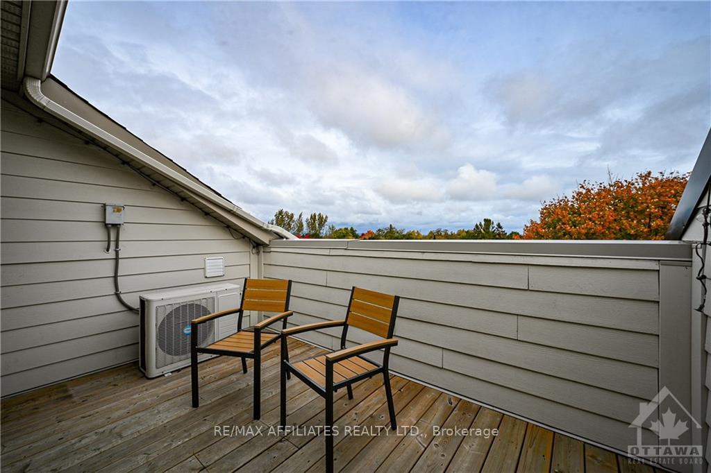 Photo 26 of 28 Meach, Ottawa, Stittsville (South) — HOMEH