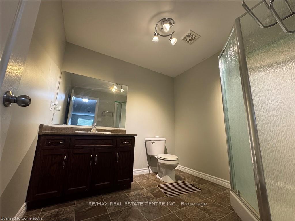 Photo 11 of 3 Lawrence Avenue, St. Thomas — HOMEH