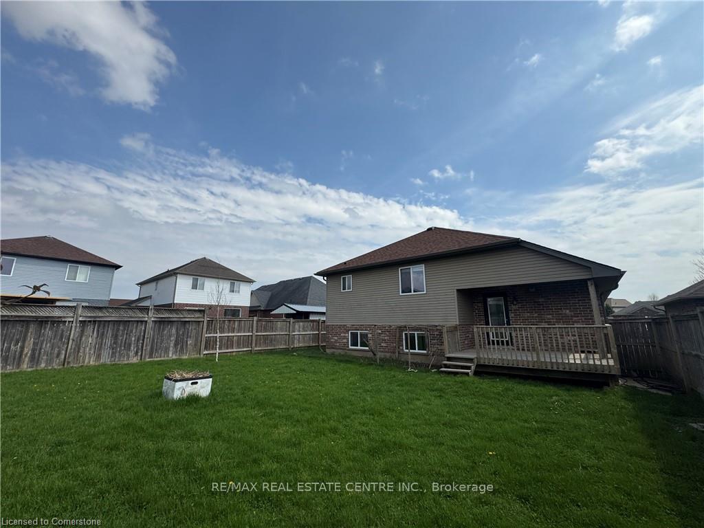 Photo 19 of 3 Lawrence Avenue, St. Thomas — HOMEH